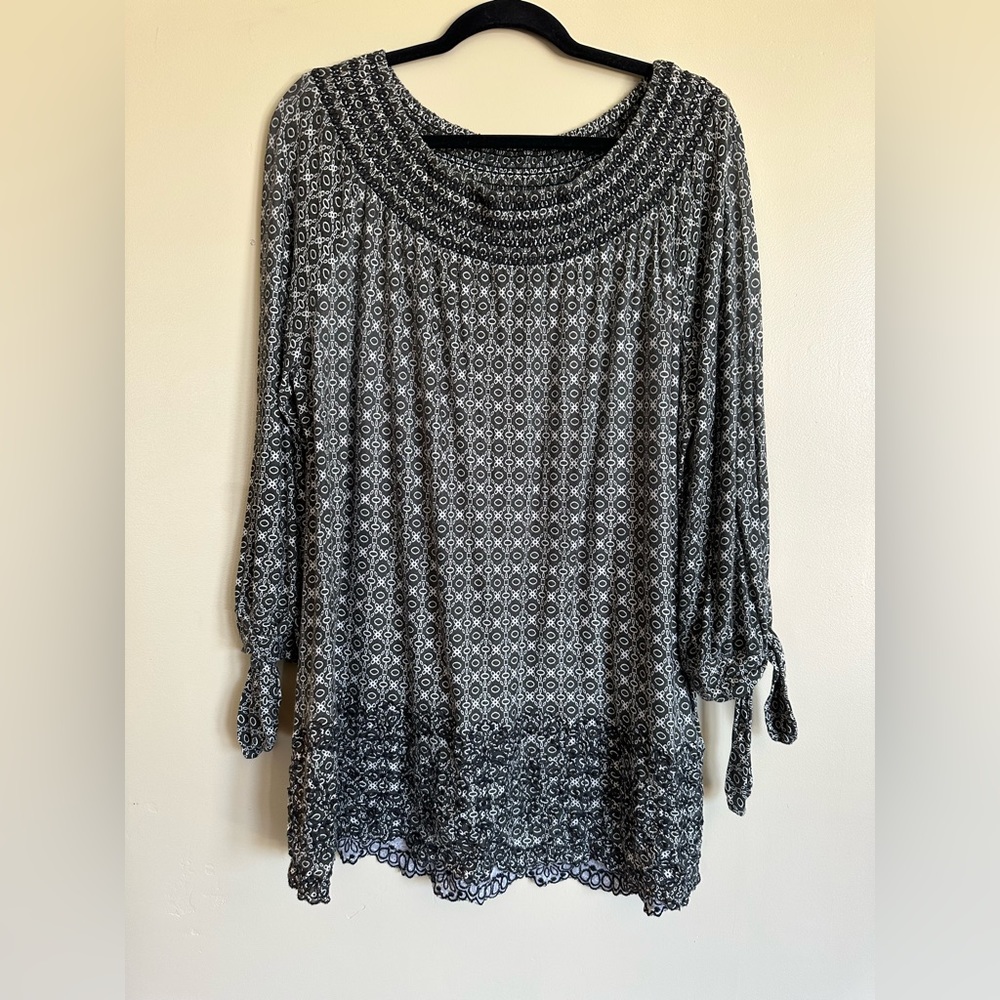 Women’s shirt